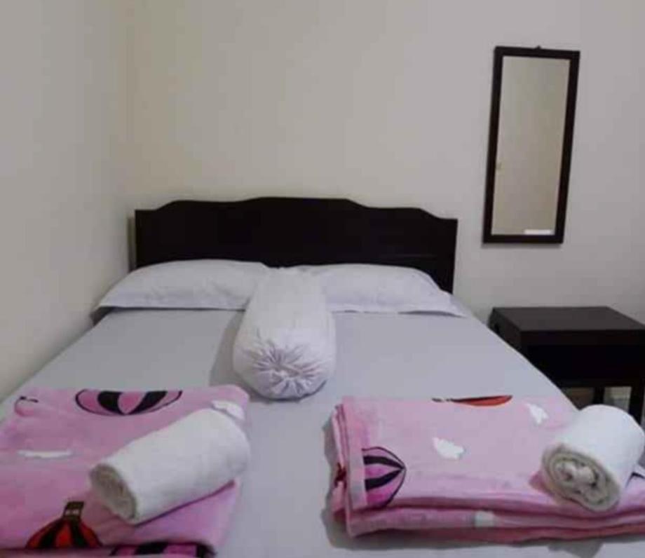 Mawar Bed And Breakfast Bajawa Esterno foto